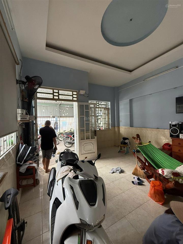 Bán nhà tỉnh lộ 10,phường tân tạo a, bình tân  hẻm 5m  sổ hồng riêng  120m2  giá 6,5 tỷ