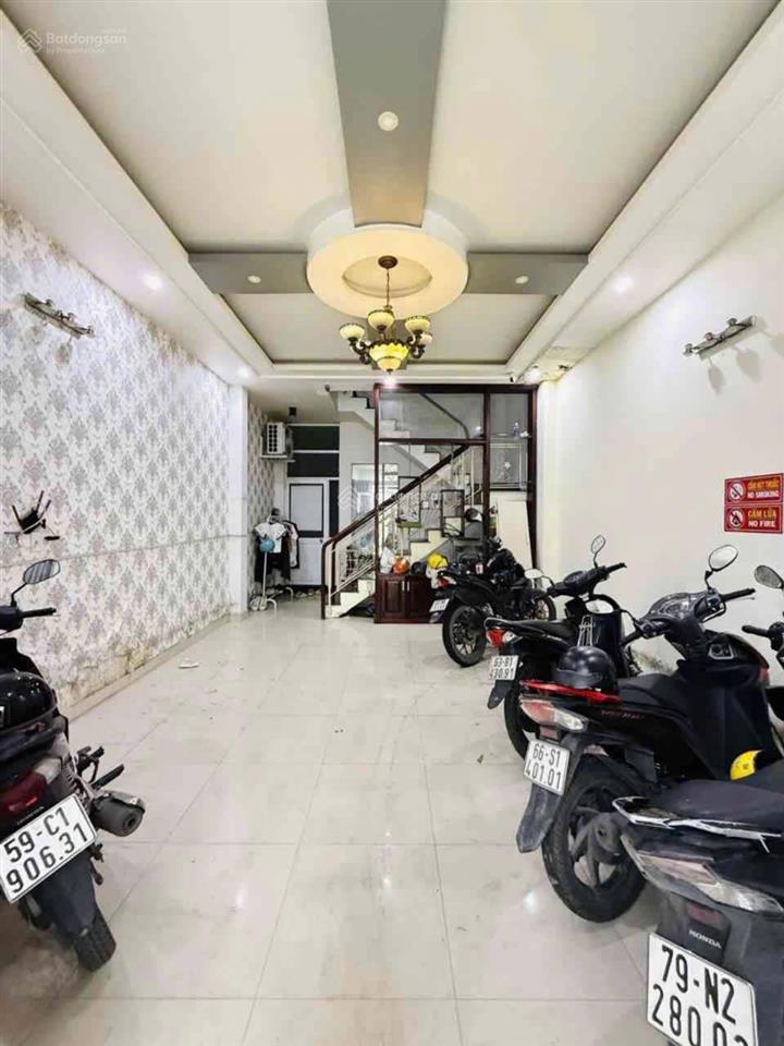 Bán nhà đường hương lộ 2, gần bệnh viện quận bình tân  sổ hồng riêng  65m2  4 tầng  giá 6.98 tỷ