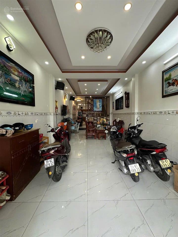 Bán nhà mặt tiền kdc bình phú, quận 6  sổ hồng riêng  80m2  4 tầng  giá 11 tỷ