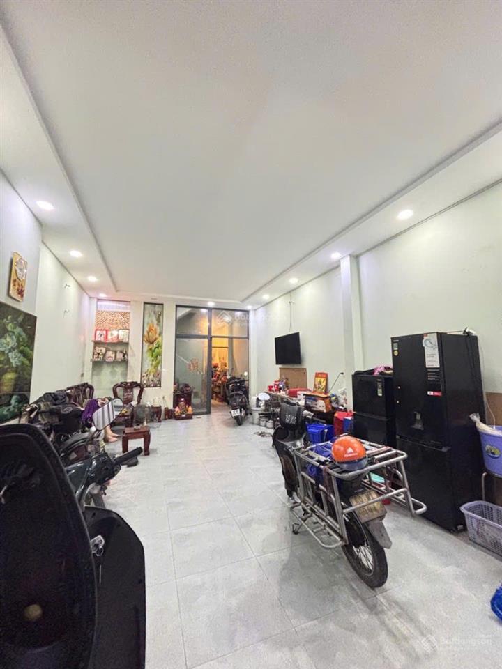 Bán nhà đường hương lộ 2, quận bình tân  sổ hồng riêng  120m2  giá 7,8 tỷ tl