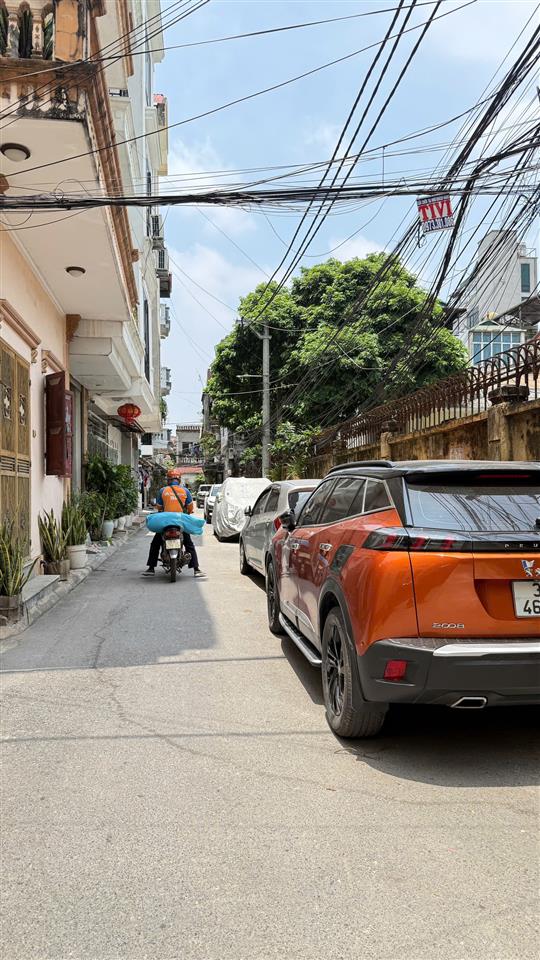 NHÀ ĐẸP NGỌC THUỴ - 7 TẦNG THANG MÁY - 2 Ô TÔ TRÁNH Lý Sơn 52m2 X 15.5 tỷ Long Biên.