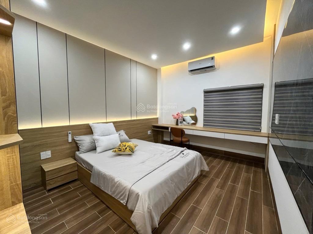 Nhà đẹp võ an ninh hoà xuân vị trí vip đối diện cảnh sát giao thông  gần chợ hoà xuân gần cầu ntp