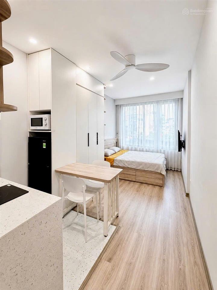 Cc cho thuê căn hộ 162 giảng võ, 1 ngủ 1 khép kín, mới, full đồ xịn xò, ngõ ô tô, 45m2