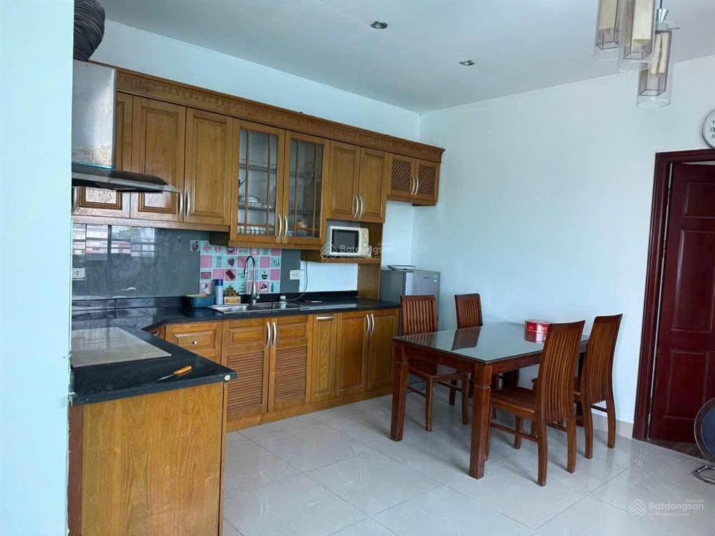 Cho thuê chdv ngõ 19 trần quang diệu  đống đa, 60m2
 có 1 phòng ngủ, phòng khách và bếp, wc