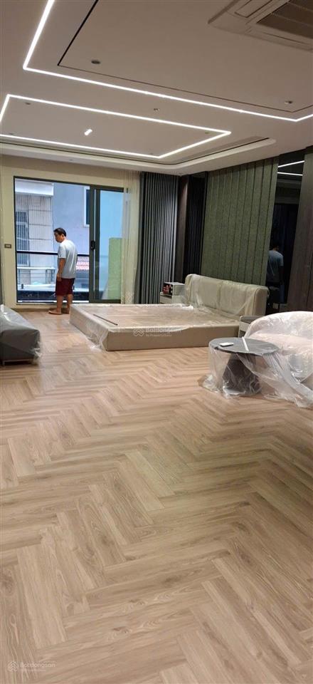 Cho thuê chdv nguyễn văn cừ, tầng 3, cực rộng đẹp, ngõ nông gần phố, dt 100m2