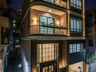 Căn góc hẻm xe hơi cách mạng tháng 8, metro số 2, 7x12, 4 tầng, 19tỷ5