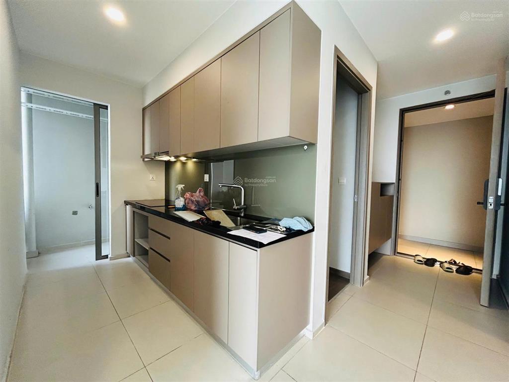 Bán căn 59m² view công viên + sổ hồng sẵn + full nội thất + tầng đẹp + có hỗ trợ khách mới vay.