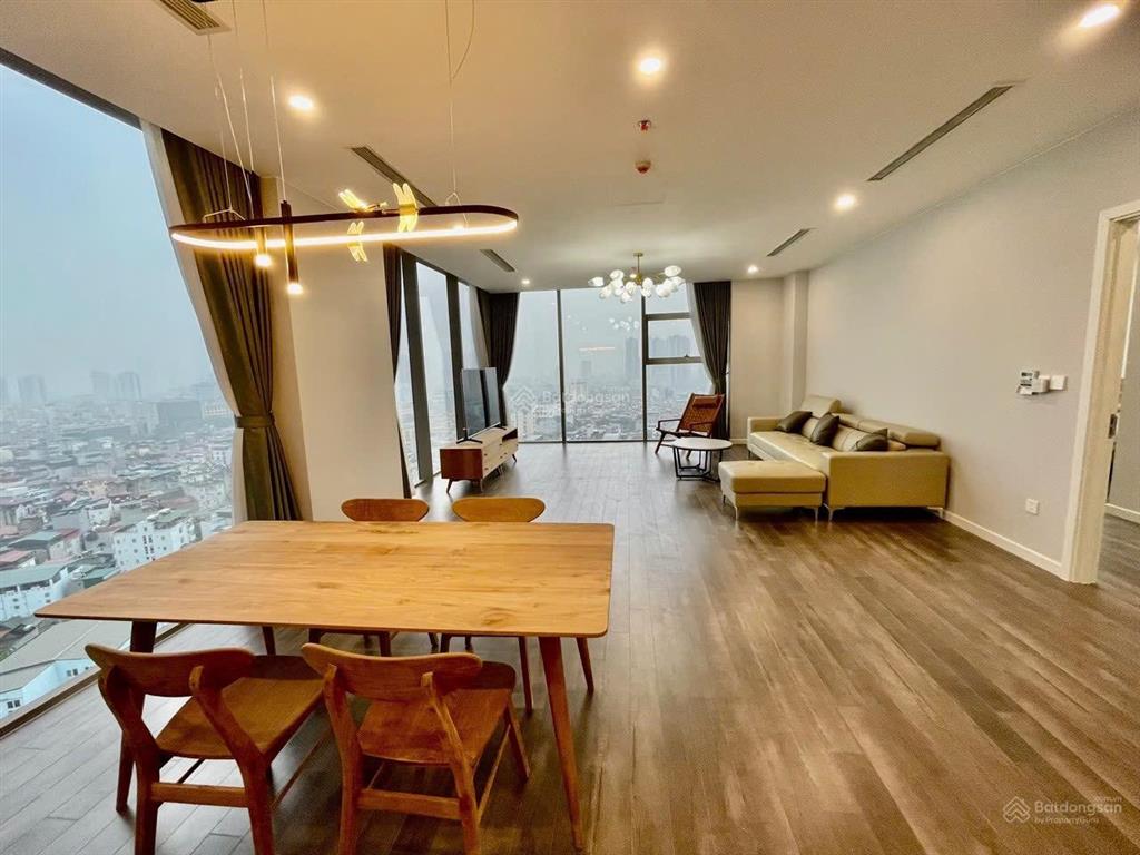 Hàng hiếm  căn 3 ngủ the nine phạm văn đồng view trọn thành phố