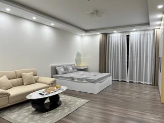 Căn studio view hồ tây đầy đủ tiện ích bể bơi, phòng gym