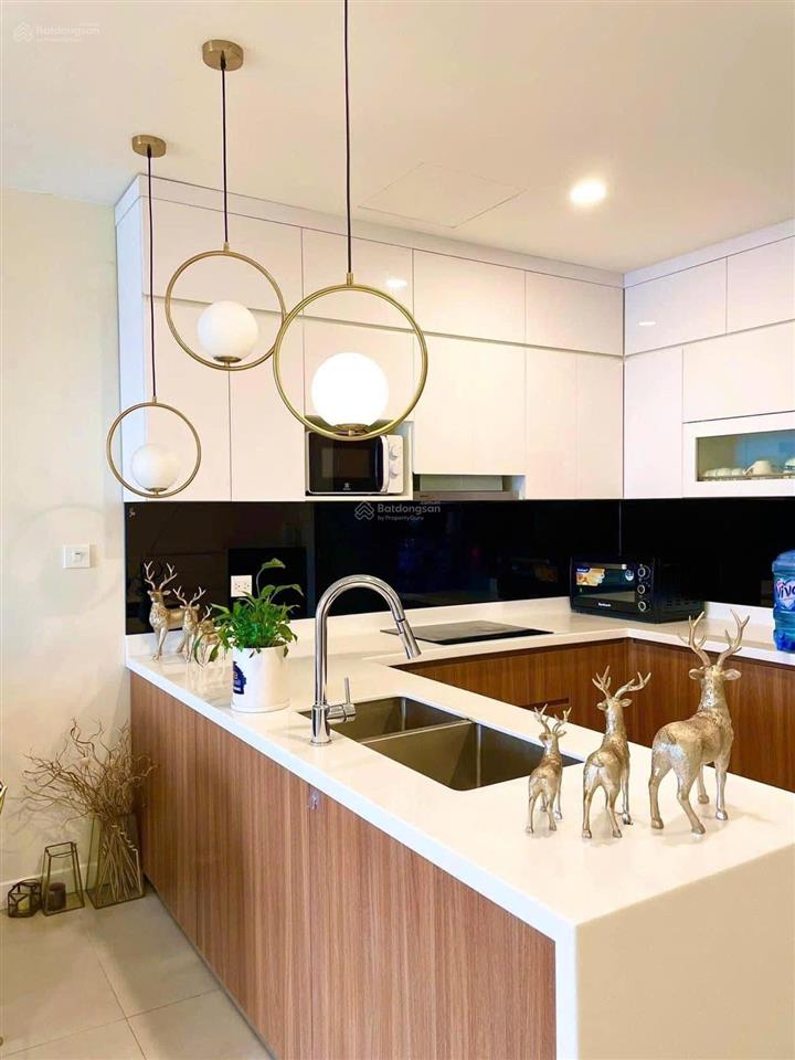 Căn 2 ngủ kosmo tây hồ giá tốt đầy đủ nội thất nhập khẩu
