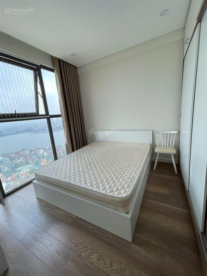 Căn 3 ngủ hoa hậu view ngắm pháo hoa hồ tây tại d’. el dorado ii võ chí công