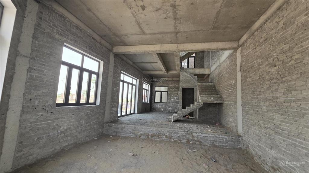 Căn shophouse góc mặt tiền 25m, đường 30m, gần bv việt đức, bạch mai cơ sở 2