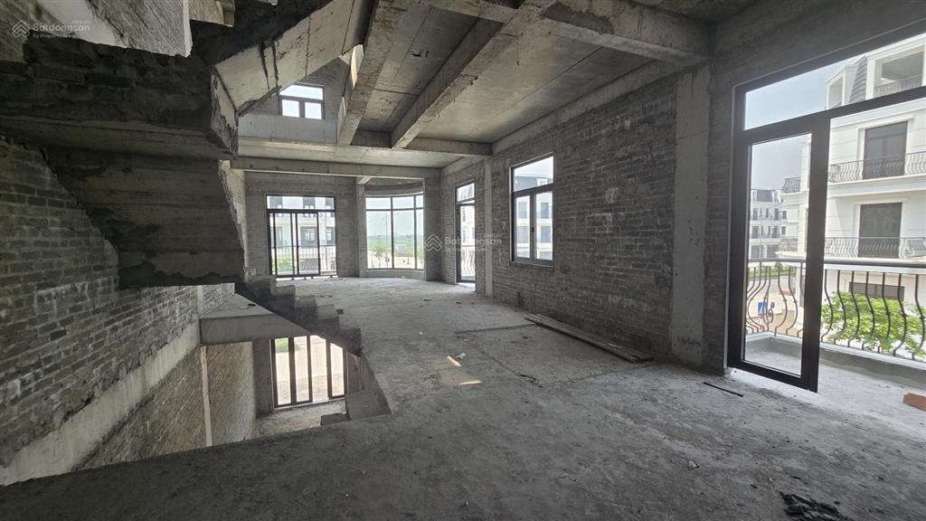 Căn shophouse góc mặt tiền 25m, đường 30m, gần bv việt đức, bạch mai cơ sở 2