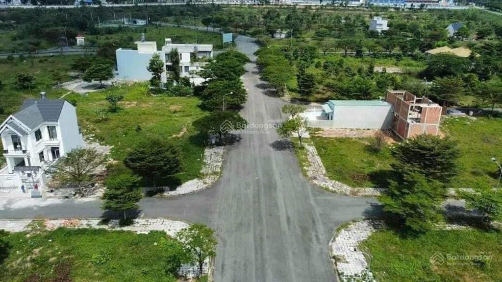 Bán nhanh lô 108m2 full thổ ngay tthc long thành, đón đầu ga metro long thành cách sân bay 10p