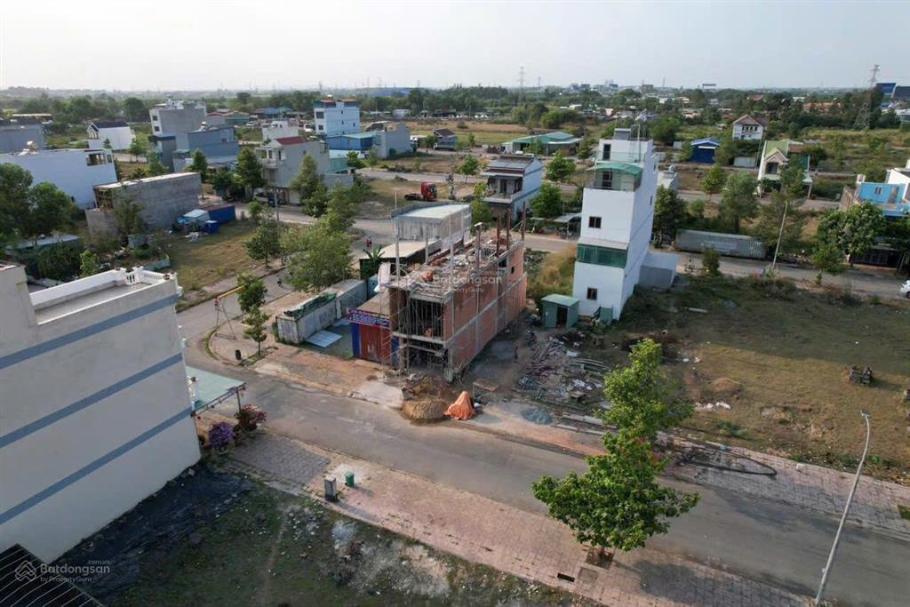 Bán lô đất 100m² đối diện cổng chính sân bay long thành, vị trí thuận lợi kinh doanh đa dạng