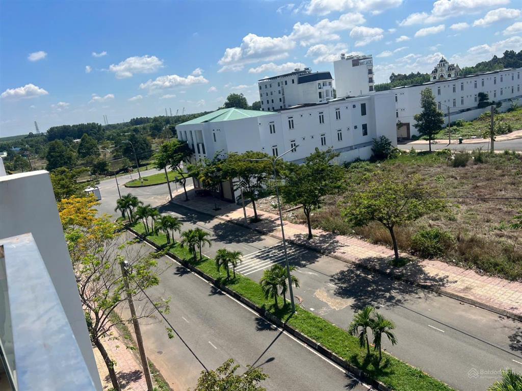 Bán lô đất 100m² đối diện cổng chính sân bay long thành, vị trí thuận lợi kinh doanh đa dạng