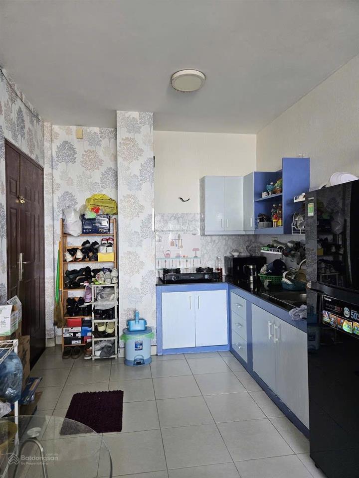 Chính chủ bán gấp căn hộ cc quang thái căn góc 60m2 sổ hồng riêng