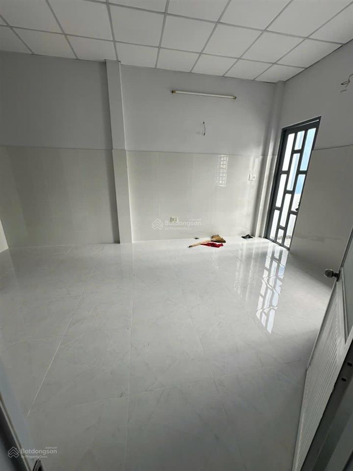 Cho thuê nhà mặt tiền kinh doanh, âu cơ, tân phú. gần nhà hàng nam bộ, bệnh viện, chợ [4m x 22m]