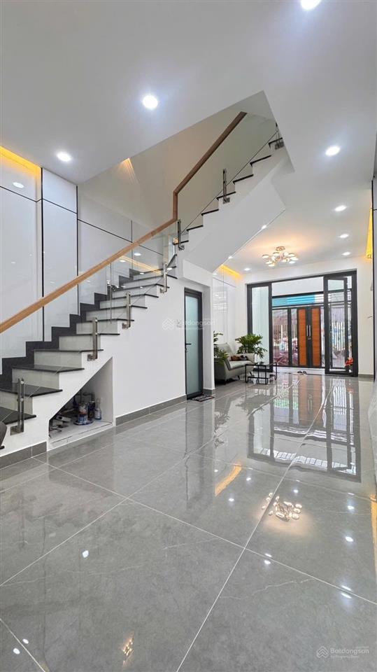 Nhà 4 tầng tô hiệu  hẻm xe hơi  tặng full nội thất chính chủ cần bán gấp