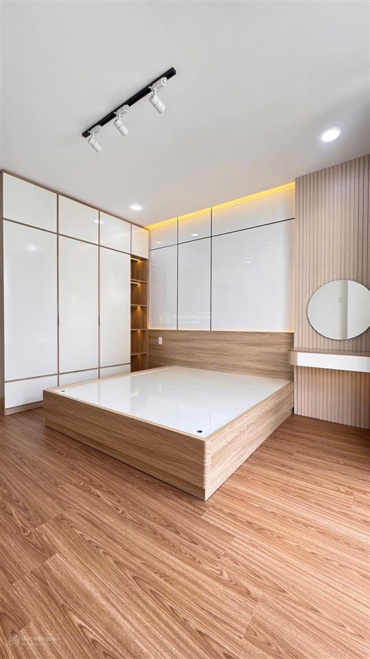 Nhà 4 tầng tô hiệu  hẻm xe hơi  tặng full nội thất chính chủ cần bán gấp