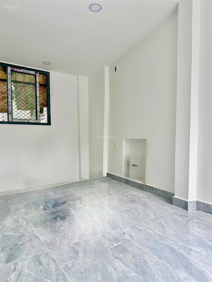 Bán nhà 506/49/ lạc long quâ gần đầm sen nhà mới xây đầy đủ nội thất[2pn  2wc]