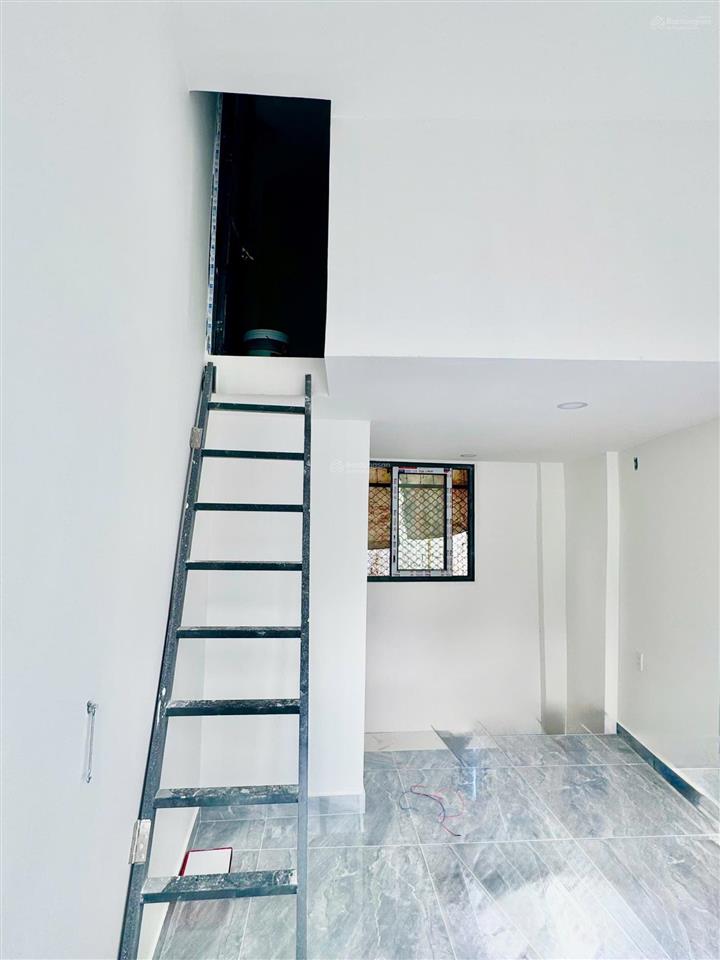 Bán nhà 506/49/ lạc long quâ gần đầm sen nhà mới xây đầy đủ nội thất[2pn  2wc]