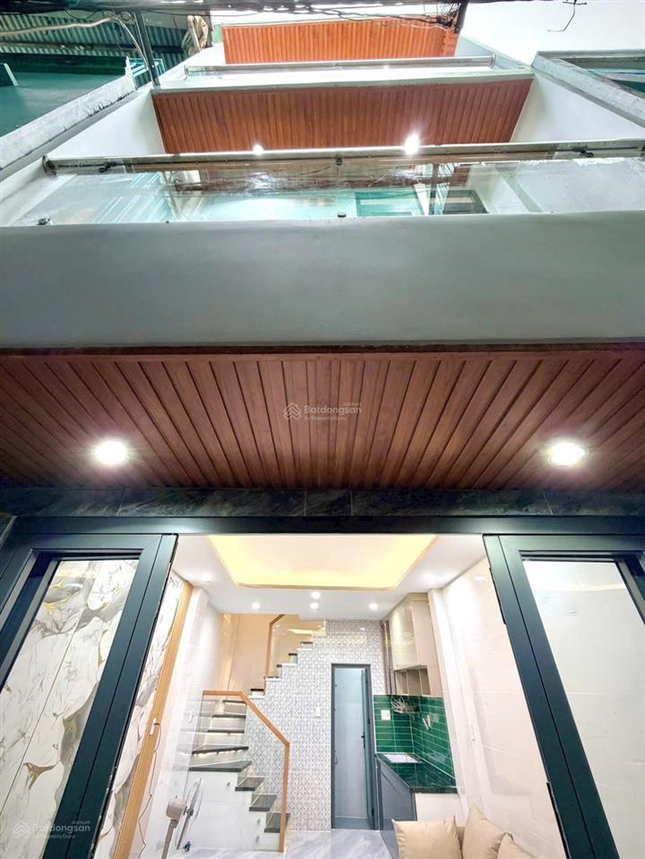 Nhà đẹp trung tâm quận 11 dọn vào ở ngay sát đầm sen [3.5m x 8m] 2 lầu  2pn  3wc chính chủ rao