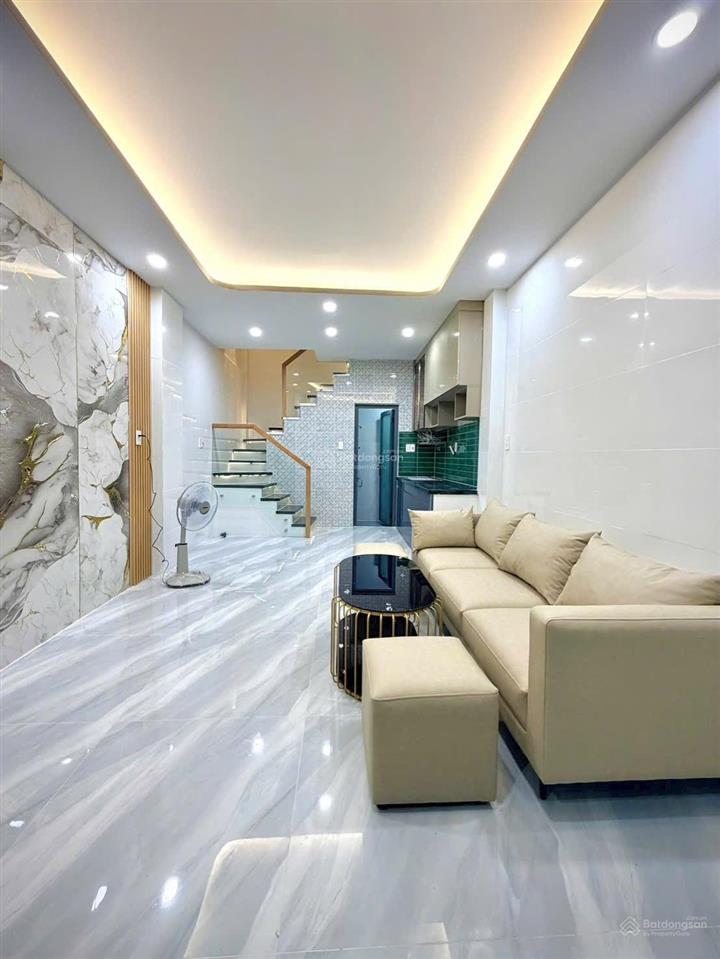Nhà đẹp trung tâm quận 11 dọn vào ở ngay sát đầm sen [3.5m x 8m] 2 lầu  2pn  3wc chính chủ rao