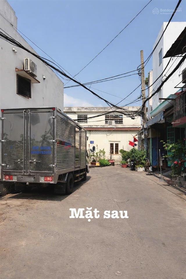 Bán đất tặng nhà 2 mặt tiền vị trí đẹp hxt tới cửa không lộ giới giáp tân phú quận 6