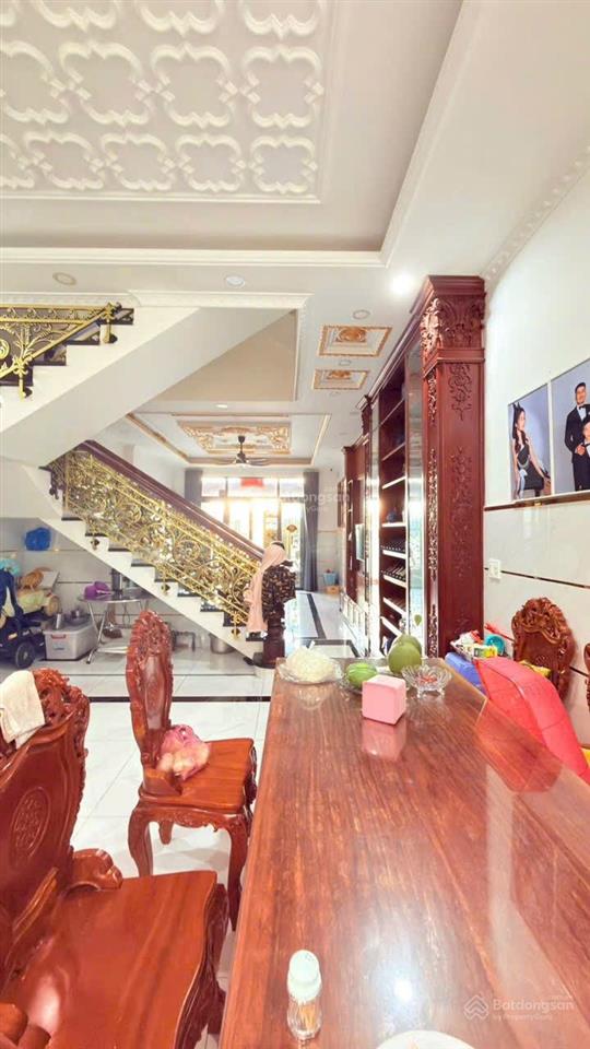Chủ ngợp bank cần bán gấp căn nhà giáp tân phú dường liên khu 1011 [5.3m x 19m] nhà chính chủ xây