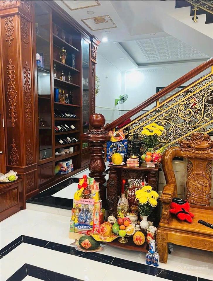 Chủ ngợp bank cần bán gấp căn nhà giáp tân phú dường liên khu 1011 [5.3m x 19m] nhà chính chủ xây