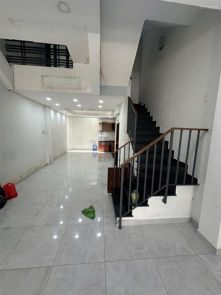 Cho thuê nhà mtkd đường lương thế vinh giáp quận 6 đầm sen  có sẵn 4 máy lạnh [4m x 14m] 3 lầu