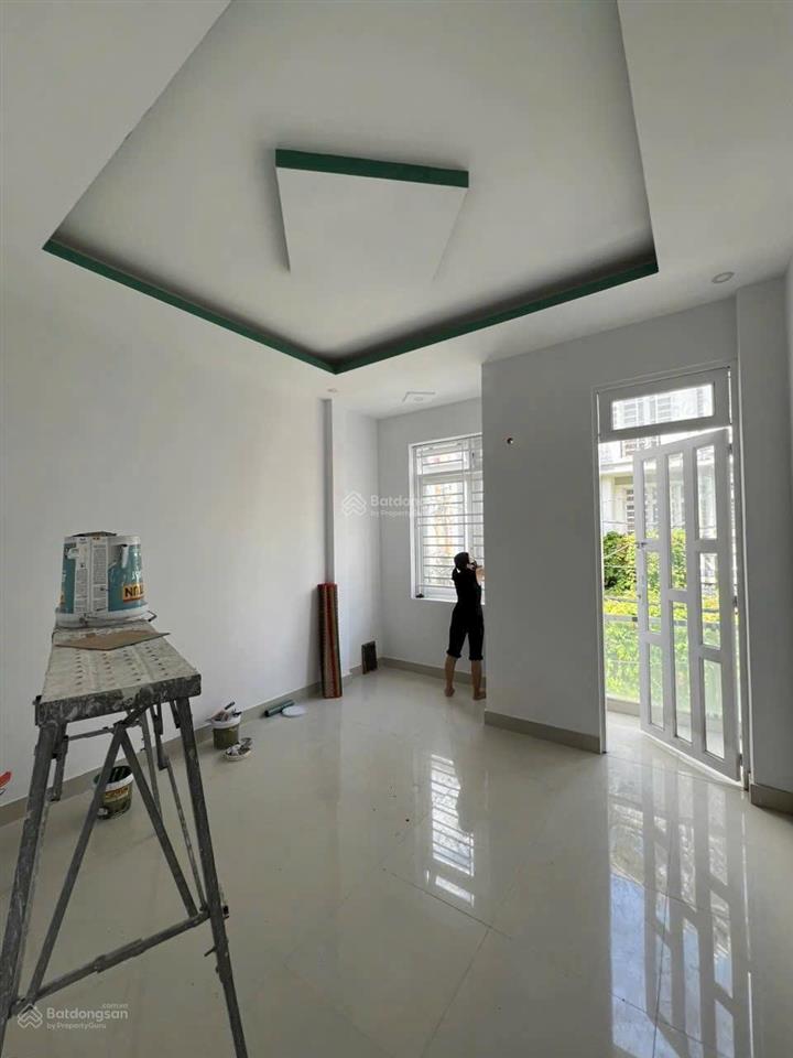 Nhà cho thuê hẻm 1/ vườn lài , quận tân phú( đoạn giáp luỹ bán bích) full nội thất