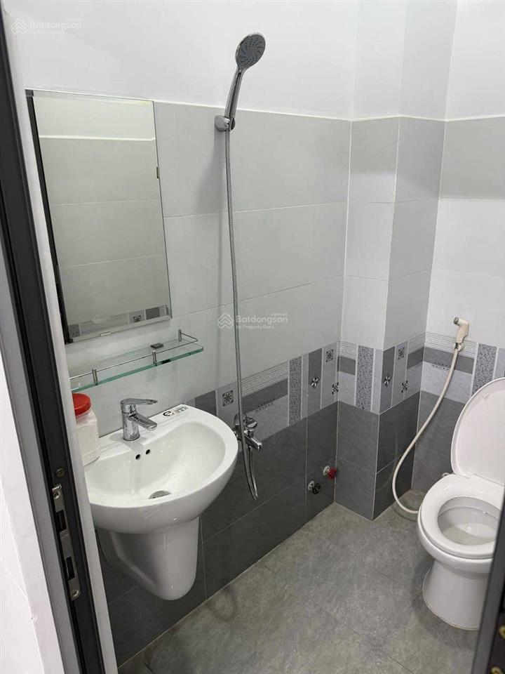 Chính chủ cần tiền bán nhà hẻm 5m chiến lược [5m x 10m] giáp tân phú quận 6