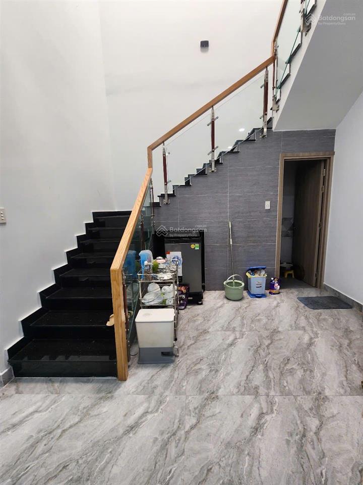 Bán nhà phố 82m2 thiết kế hiện đại xe hơi đỗ cửa đường t11 tân quý tây bình chánh chỉ 3,5 tỷ