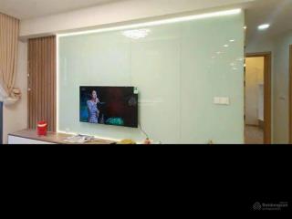 Cần bán gấp căn hộ emerald 2pn 63m2 full nội thất 5,1 tỷ có trừ 5% phí sổ