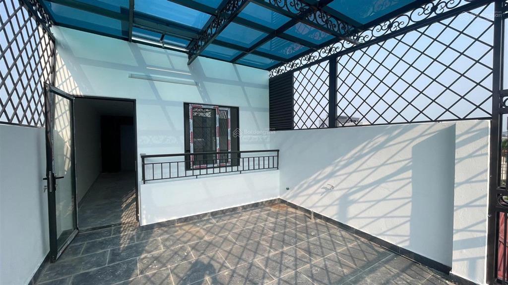 Giật mình với mức giá! 66m2 5 tầng thang máy nhà mới hiện đại chỉ 11,2 tỷ tại thạch bàn.