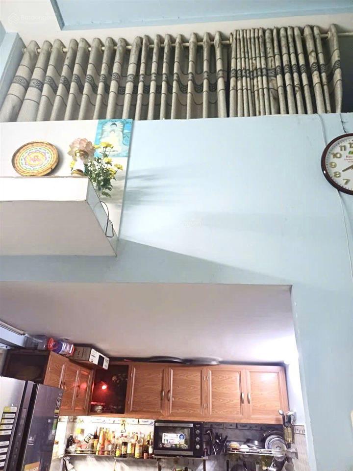 Vừa ở vừa kinh doanh.chi 7,1 tỷ căn góc  2 mặt hẻm nhựa đều 6m  nhà 3 tầng 50m2 lê thúc hoạch