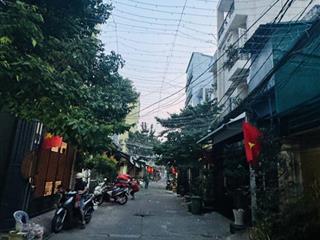 Nhà đẹp rộng thoáng ngay chợ tân hương 2 tầng 80 m2 nhỉnh 7 tỷ. sổ riêng hoàn không đủ. chính chủ