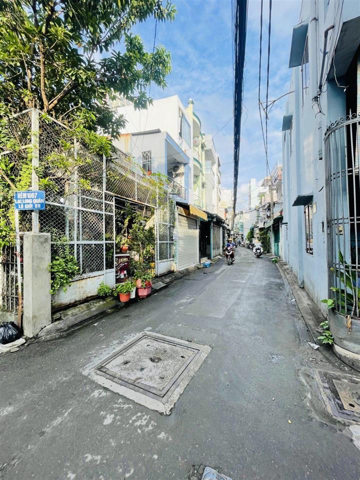 Ngay hồng lạc, phường 11, tân bình.
giảm 1 tỷ. 6 tầng, 60m2, kts xây dựng   hẻm xe hơi thông