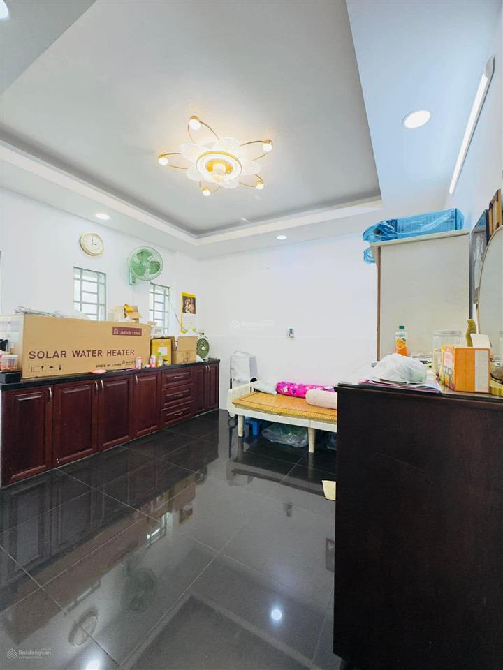 Nhà đẹp ở ngay. gấp  hẻm xe tải 1/ lương thế vinh tân phú  3 tầng btct 47m2  nhỉnh 4 tỷ