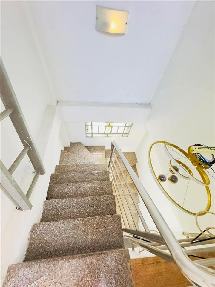 Nhà đẹp ở ngay. gấp  hẻm xe tải 1/ lương thế vinh tân phú  3 tầng btct 47m2  nhỉnh 4 tỷ