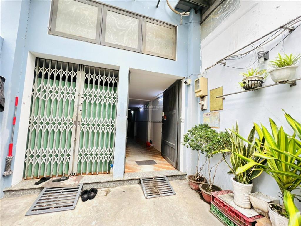 Lý thánh tông  tân phú  156 m2 hẻm xe tải 33 phòng 6 tầng 28 tỷ. dòng tiền khủng