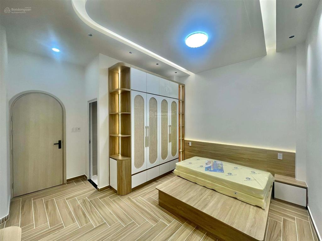 Nhà mới đẹp ở ngay hẻm xe hơi thông tại tân bình  48 m2, 3 tầng  4 pn 4wc, tặng full nội thất.