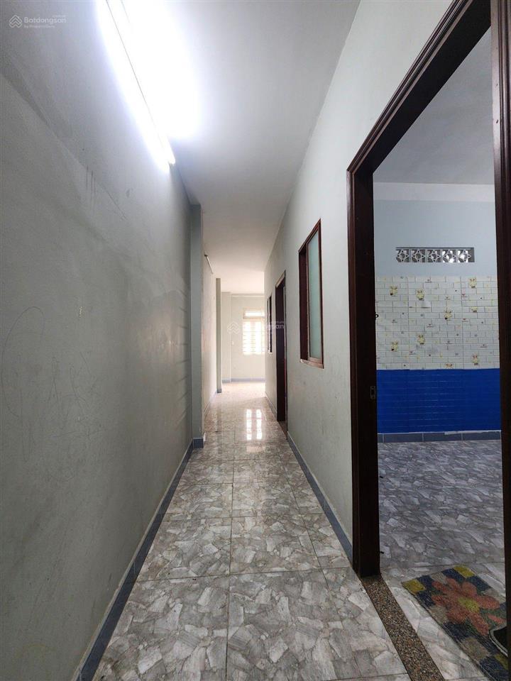 Giảm 700 triệu  nhà mặt tiền kinh doanh 90 m2 3 tầng  nhỉnh 6 tỷ. (5x18). nhà đẹp ở ngay .