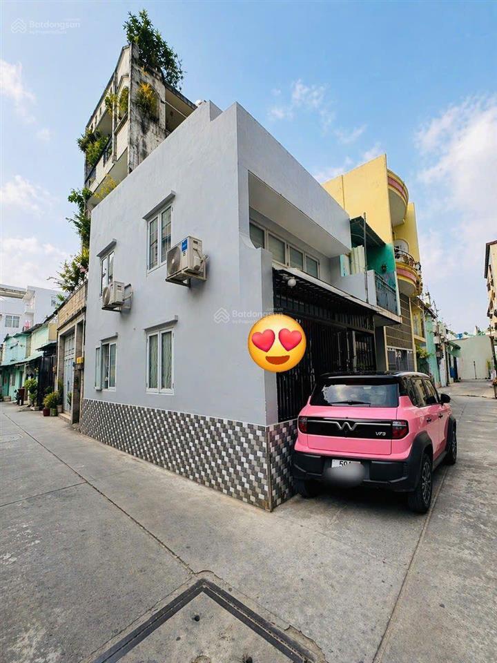 Nhà đẹp giá tốt chính chủ ở ngay. trung tâm tân bình gần sân bay 30 m2, 2 tầng, nhỉnh 2 tỷ.
