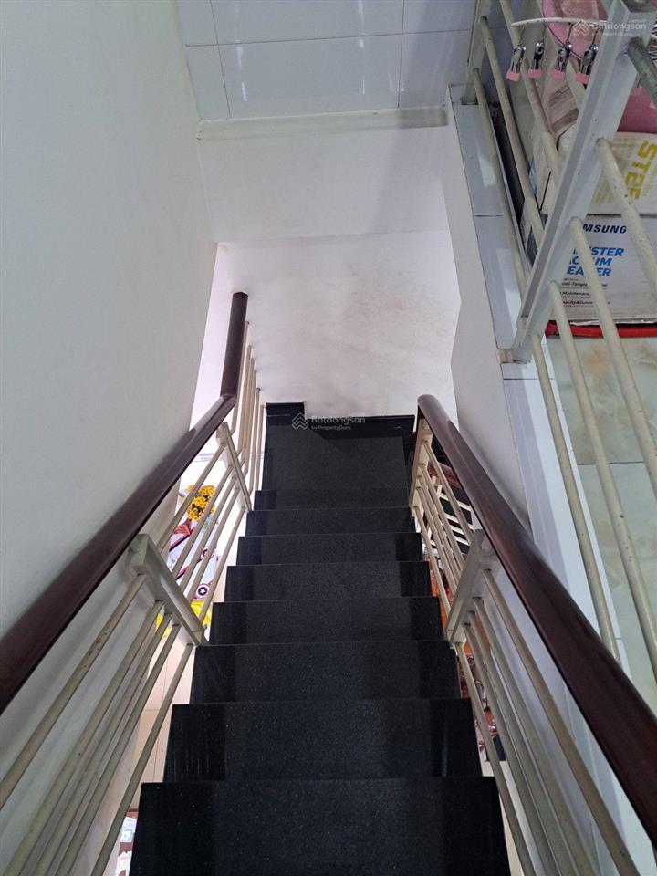 Cơ hội tới rồi, sở hữu nhà mặt tiền kinh doanh ngang khủng  8,6 m  diện tích 72 m2 giá nhỉnh 6tỷ