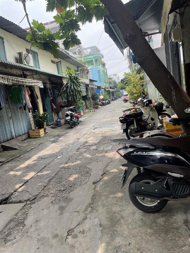 Nhà đẹp ở ngay  tân hòa đông  bình tân  hẻm 4m  28 tỷ  tầng 23 m2 