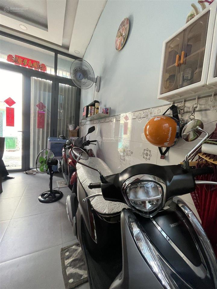 Nhà đẹp ở ngay  tân hòa đông  bình tân  hẻm 4m  28 tỷ  tầng 23 m2 