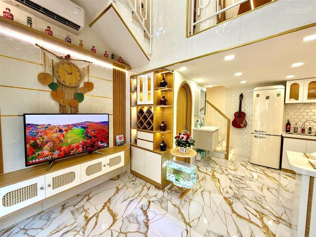 Hẻm nguyễn bặc phường 3 tân bình nhà đẹp ở ngay 4 tầng nhỉnh 4 tỷ. tặng full nội thất.
